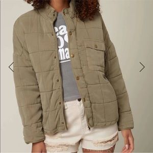 O’neill Mable Quilted Jacket XS ,(runs large). New Without Tags Sold Out